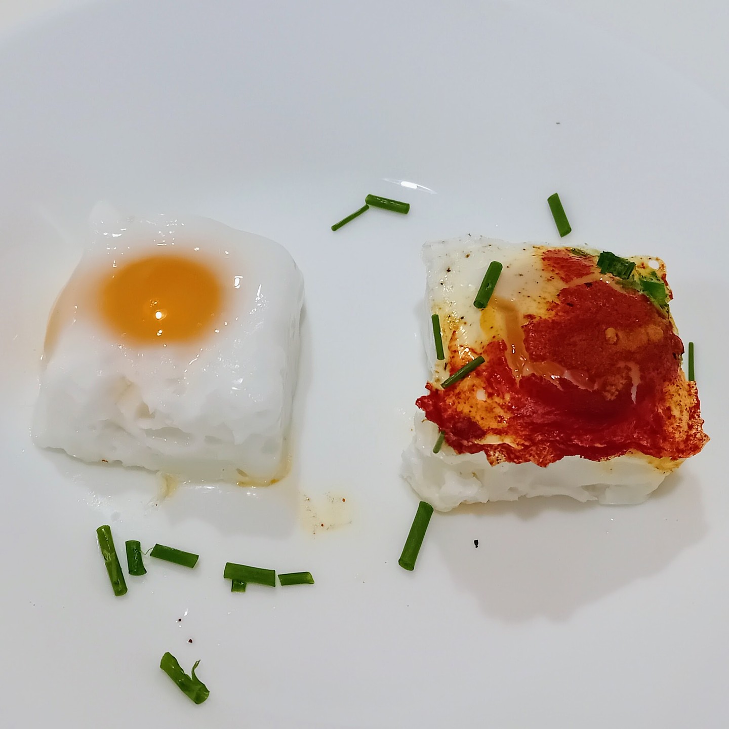 Duck eggs with turmeric, pepper and chives. A delicious breakfast!