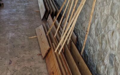Ongoing work on the second coat of varnish for the next poultry house.