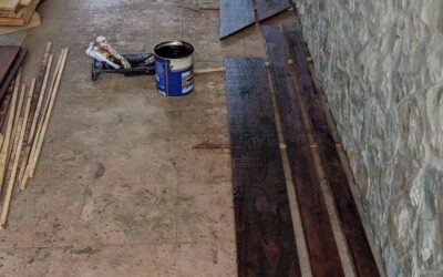 Varnishing planks for the next bird house.
