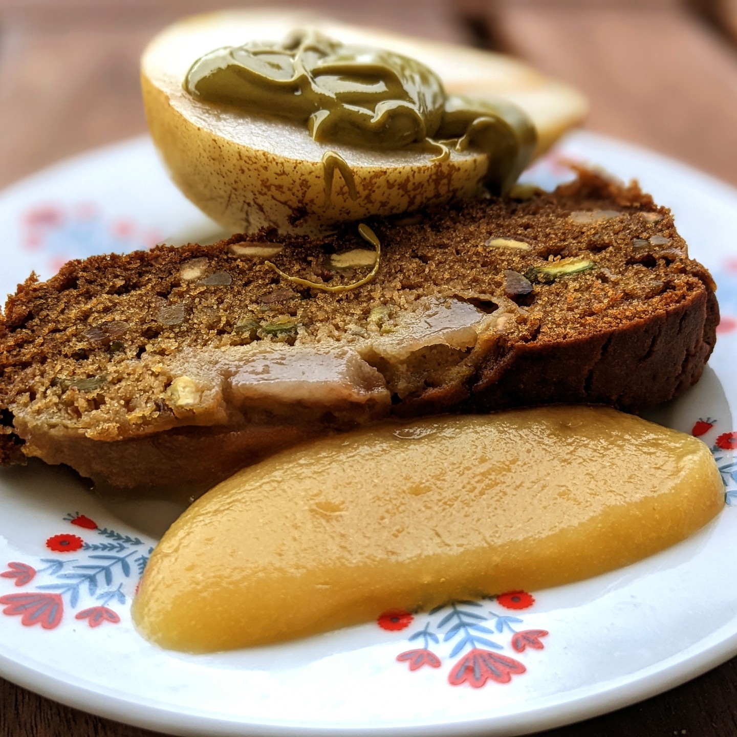 Pear and pistachio cake. Delicious and actually healthy (plant based, free of gluten, white sugar or any nasties)