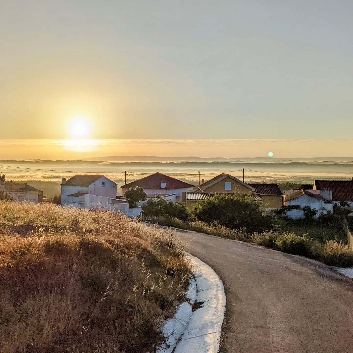 #morningride #ridemtb #sunrise