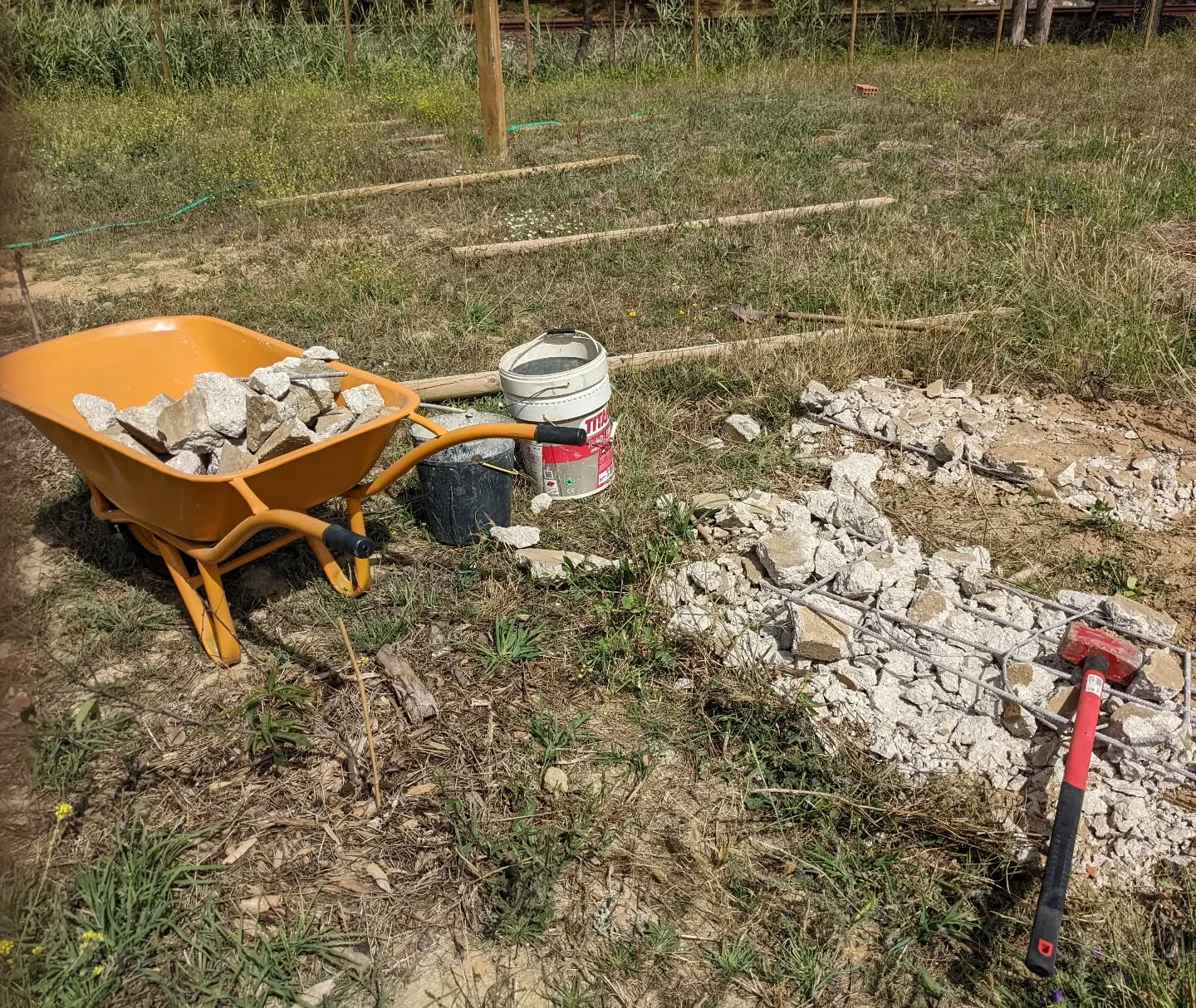 Last round of breaking up and hauling off rubble from the zone 2 border.