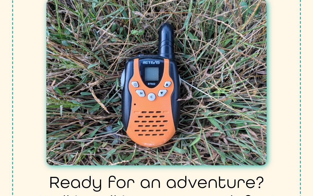 Os walkie-talkies são tão divertidos! 📻🌱